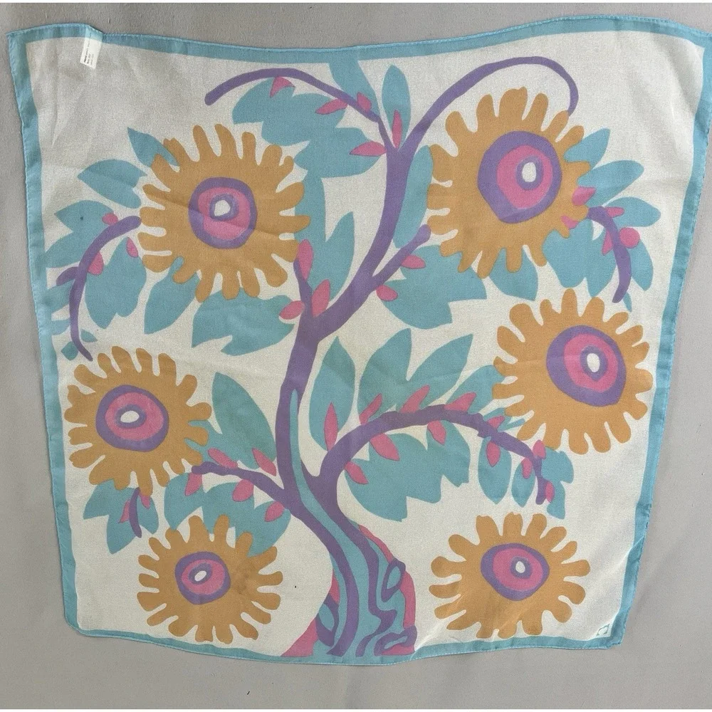 Vintage made in Italy Scarf Floral 100% Polyester‎